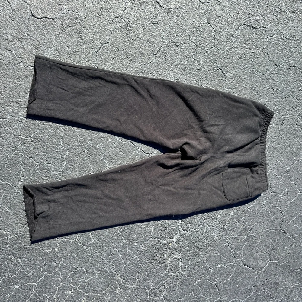 Supreme Black satin appliqué Logo Sweatpants large - Picture 7 of 7